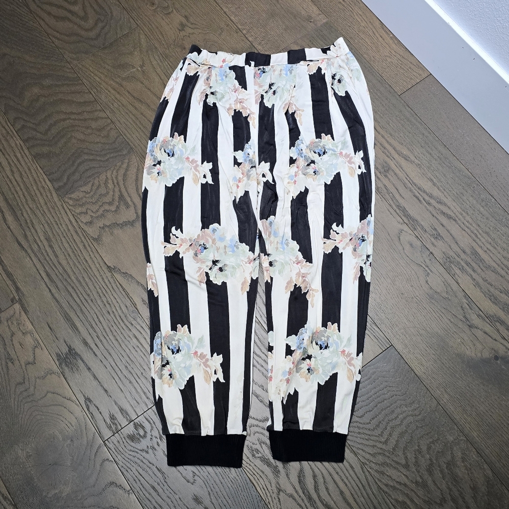 SUNO High Rise Jersey Jogger in Stripe Floral